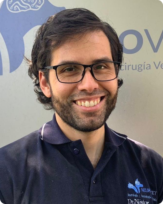 Dr. Néstor Suárez